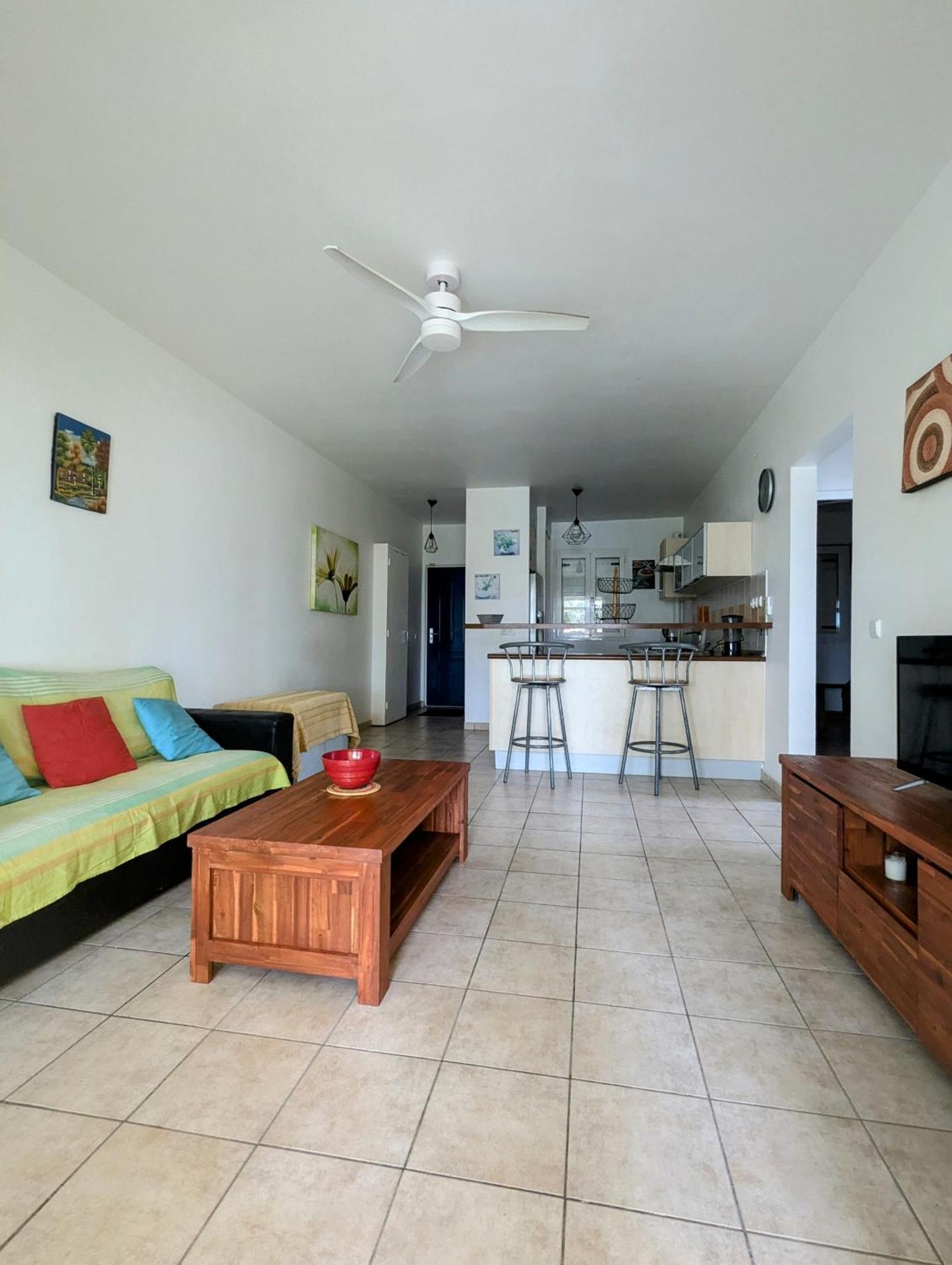 Pipiri Page Crystal Beach- Marina C0Nciergerie 圣弗朗索瓦 外观 照片